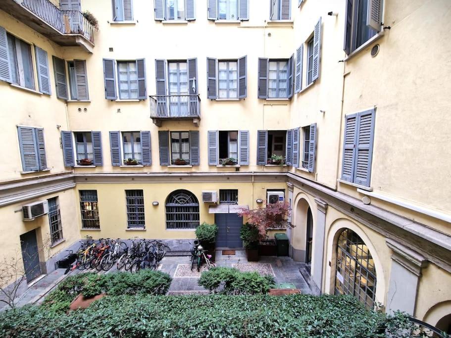 Magnifico Appartamento Ristrutturato Milánó Kültér fotó